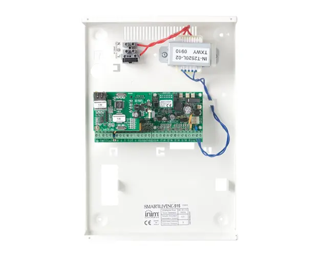 Centrala alarma antiefractie Inim SmartLiving 515 cu cutie metalica si traf, 5 partitii, 10 zone, 30 utilizatori