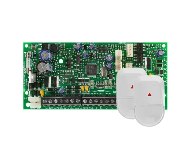 Centrala alarma antiefractie Paradox Spectra SP4000 cu 2 detectori NV5-SB, 2 partitii, 4 zone, 32 utilizatori