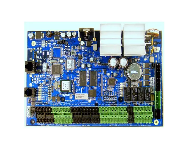 Centrala control acces Kantech KT400, 32 iesiri, 100000 carduri, 60000 evenimente