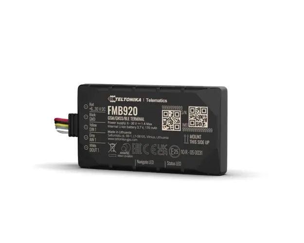 GPS Tracker compact Teltonika FMB920, bluetooth, accelerometru, acumulator backup 170mAh, GSM 2G