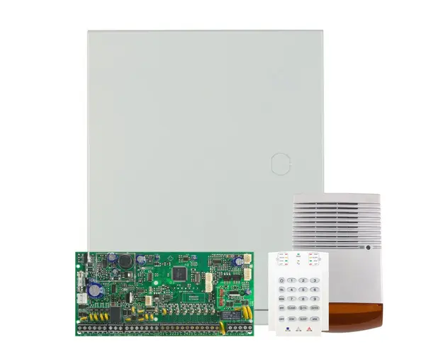 Kit alarma antiefractie Paradox Spectra SP6000+K10V+SL-900B, 2 partitii, 8-32 zone, 32 utilizatori, cutie cu traf