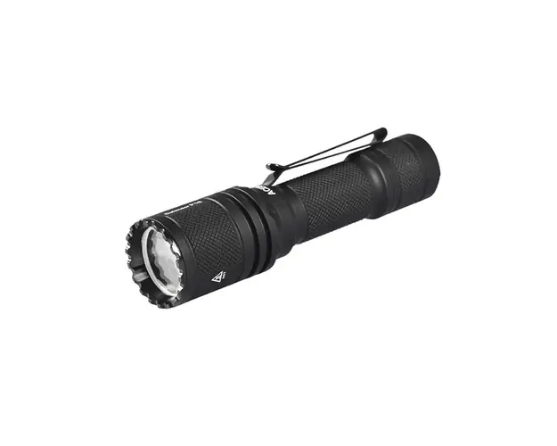 Lanterna tactica reincarcabila Acebeam Defender P16, 1800 lumeni, 484 m