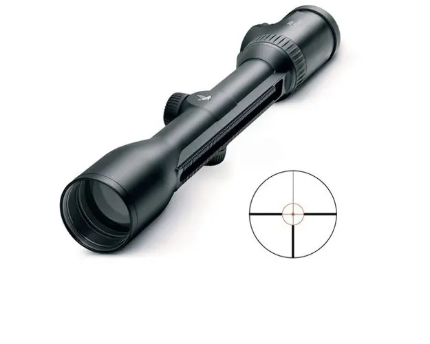 Luneta de arma pentru vantoare Swarovski Z6i 1.7-10x42 BT L