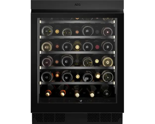 Racitor de vinuri incorporabil AEG AWUS040B8B, 134 l, 40 sticle, 60 cm, rafturi lemn, Clasa F, Negru mat