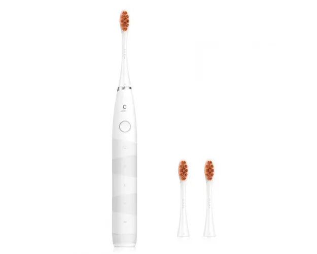 Set periuta + 2 rezerve Oclean Flow S White: Maner periuta x 1, Capat periuta Professional Clean x 3, Cablu Tip-C x 1
