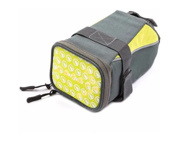 BORSETA SA PEGAS CU SEMNAL 30LED USB GLB