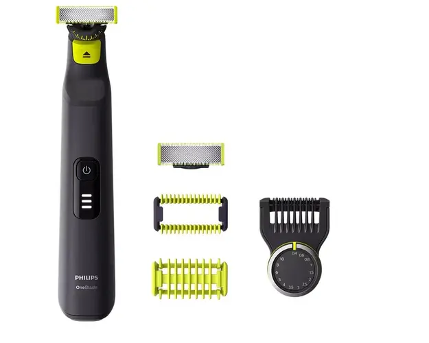 Aparat tuns barba si parul corporal OneBlade Pro QP6541/15, pieptene cu 14 lungimi, lama inovatoare 360 cu 2 taisuri, pieptene corp, accesoriu de protectie, reincarcabil, 90 min, umed si uscat, Negru