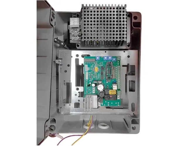 Placa de comanda 24V compatibila cu barierele OPEN, King Gates 1712A2