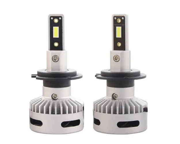 Set 2 LED-uri Auto Techstar® X7, H7, 60w, 6000 Lumeni, 6500K, AUTO, 12-24 Volti, CSP, Canbus, Miez Cupru, Radiator Aluminiu