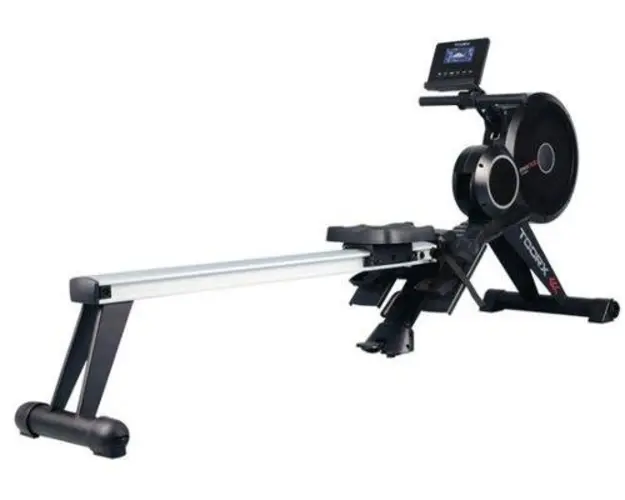 Aparat de vaslit Toorx Rower 700, Greutate suportata 150 kg, Sistem de franare cu aer, Greutate volanta 9 kg