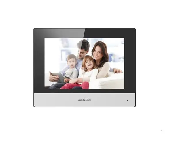 Monitor videointerfon modular 7inch color Hikvision DS-KH6320-TE1; ecran LCD 7inch color cu touch screeen, rezolutie ecran 1024 × 600; design modern; Conectivitate: 10/100 Mbps self adaptive network ; TCP/IP, SIP, RTSP; Comunicare audio video bidirection