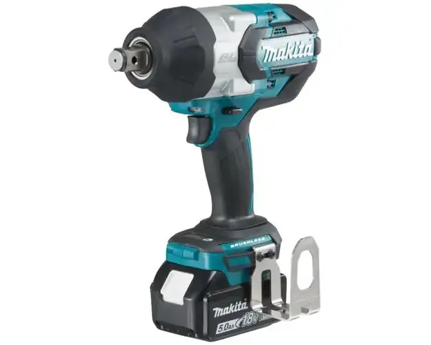 Cheie de strans cu impact pe acumulator Makita DTW1001RTJ, 18 V, 3/4”, 1050 Nm, 2 acumulatori Li-Ion LXT 5.0 Ah, incarcator