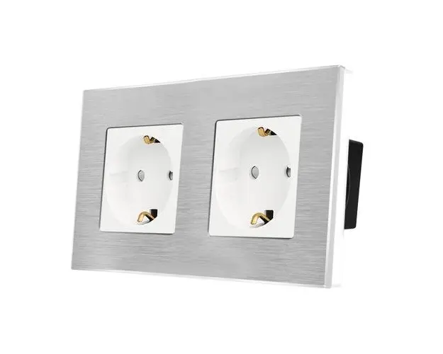 Priza Dubla LUXION cu rama din aluminiu