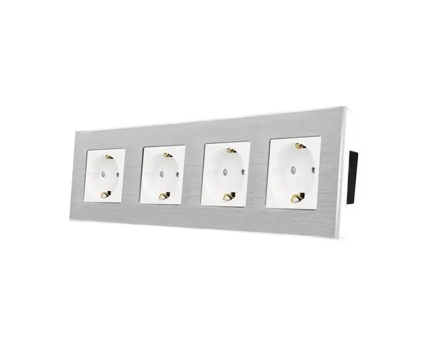 Priza Cvadrupla LUXION cu rama din aluminiu