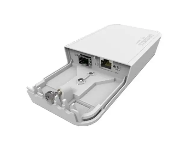 Convertor fibra-cupru Gigabit, carcasa de exterior, PoE in - Mikrotik RBFTC11
