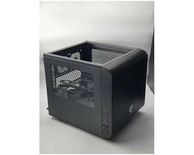 Carcasa Thermaltake Core V1 (Neagra