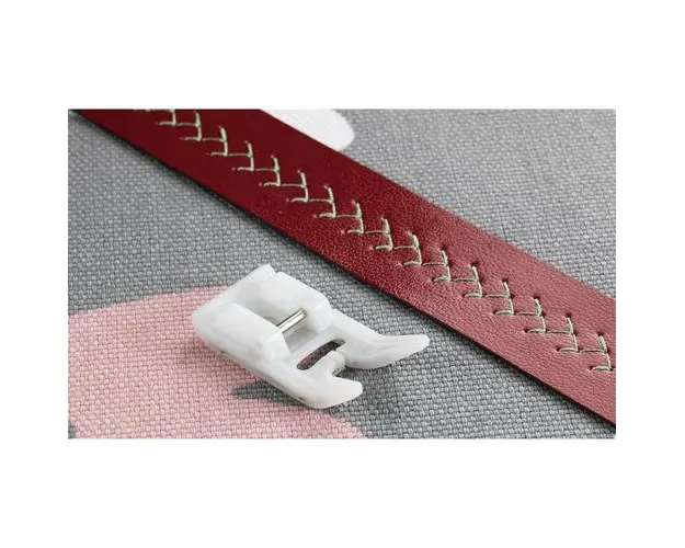 Piciorus universal de teflon Brother F007N