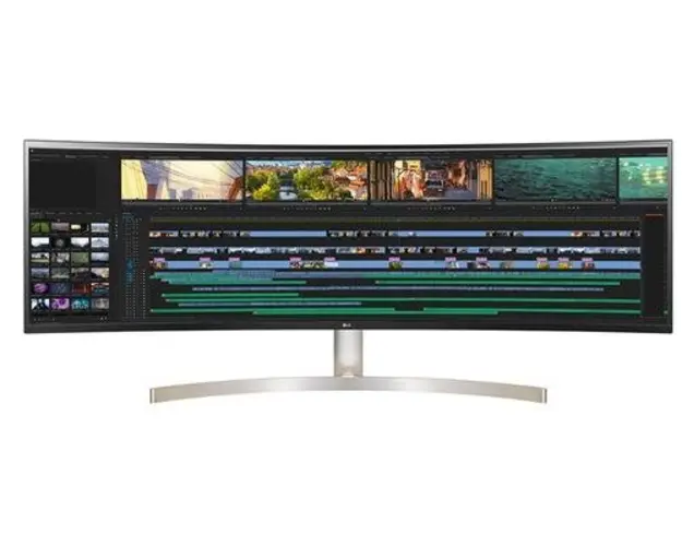 Monitor Gaming Nano IPS LED LG 49inch 49WQ95C-W, Dual QHD (5120 x 1440), HDMI, DisplayPort, AMD FreeSync, Nvidia G-Sync, Ecran Curbat, Boxe, 144Hz, 5 ms (Alb/Argintiu)