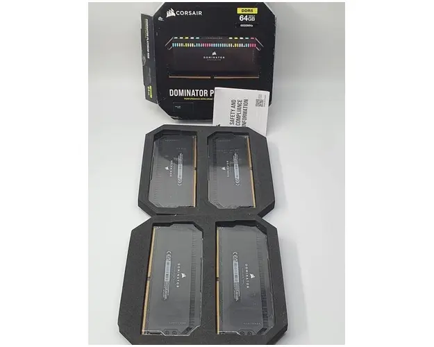 Memorie Corsair DOMINATOR PLATINUM XMP 3.0 Black Heatspreader, DDR5, 6600MT/s 64GB (4x16GB), CL32, RGB