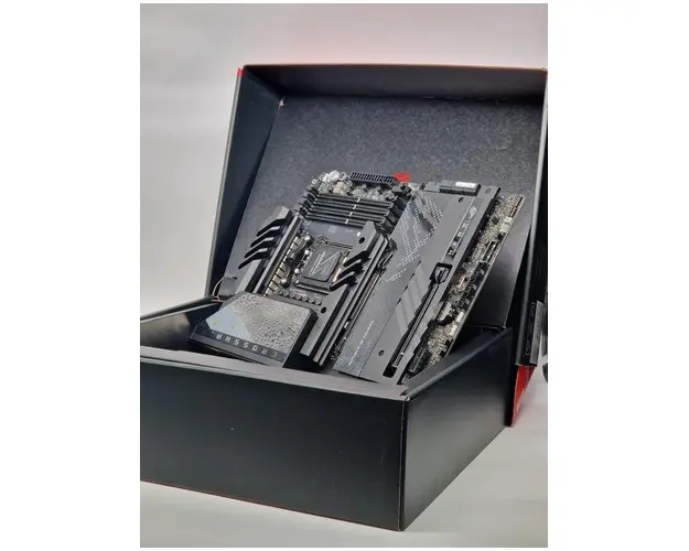 Placa de baza ASUS ROG CROSSHAIR X670E HERO, AMD AM5, DDR5, ATX