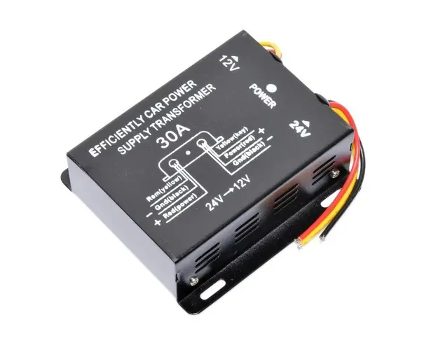 Convertor Auto 30A pentru Tensiune 24V - 12V