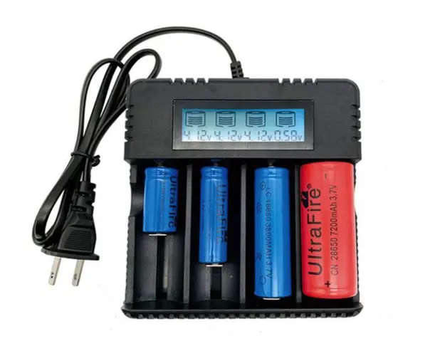 Incarcator HD-8992A cu DISPLAY 4 Acumulatori 4.2V Li-Ion 18650/26650 cu 4 Porturi la priza 220v