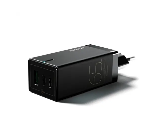 Incarcator Doogee 65W GaN Fast Charger Negru, Incarcare rapida, PD, USB-A, USB Type-C1, USB Type-C2, Dynamic detect