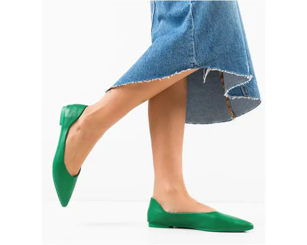 Balerini dama Aples Verzi