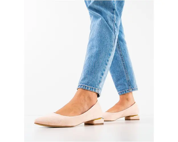 Balerini dama Chira Nude