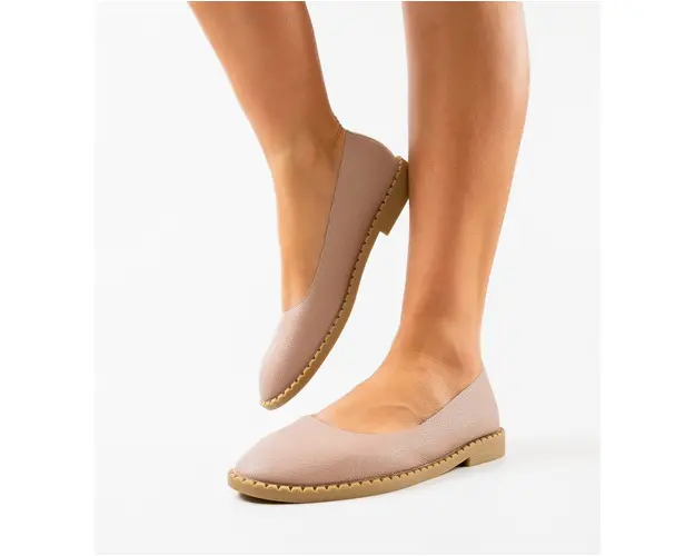 Balerini dama Hertay Nude