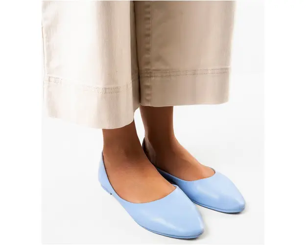 Balerini dama Kandar Albastri