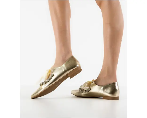Balerini dama Mesta Aurii