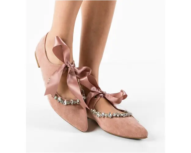 Balerini dama Mesta Roz