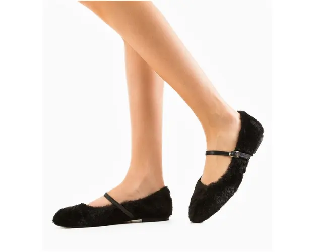 Balerini dama Pufulet Negri