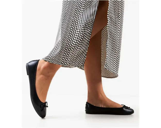 Balerini dama Singh Negri