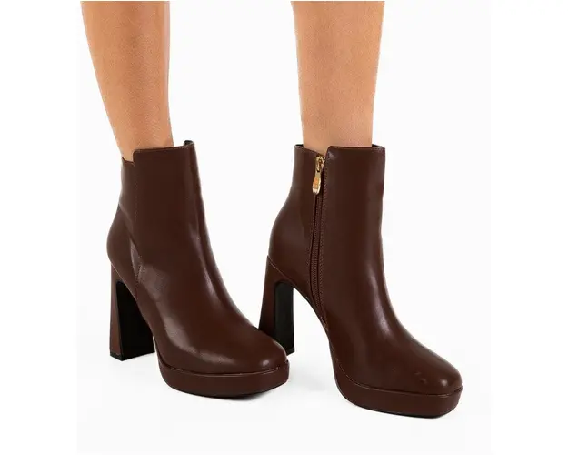 Botine dama Akpofu Maro