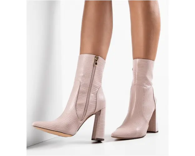 Botine dama Lutfi Roz