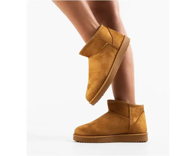 Cizme tip Ug Small Camel