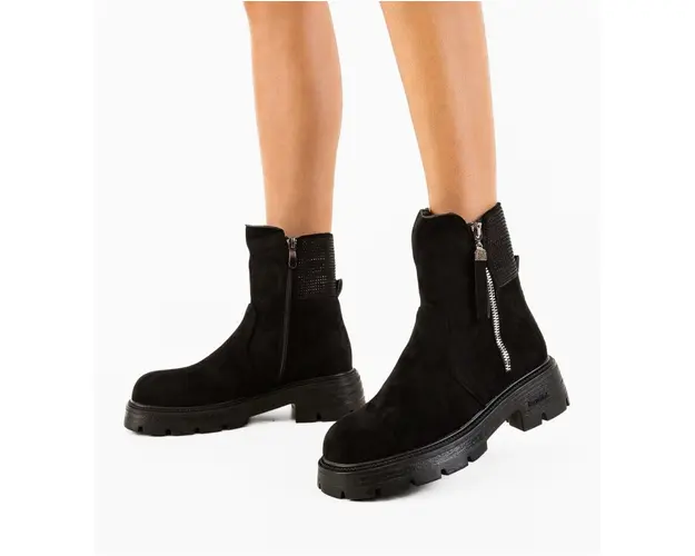 Ghete dama Hella Negre