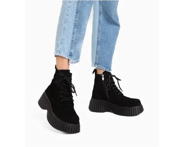 Ghete dama Kuteku Negre