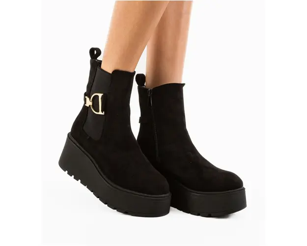 Ghete dama Neba Negre