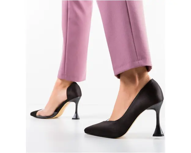 Pantofi Utate Negri