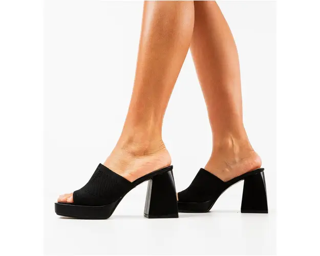 Saboti dama Bolanle Negri