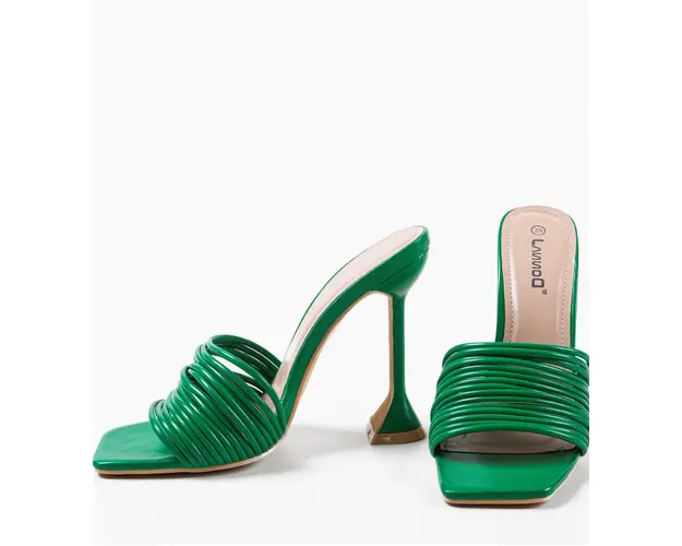 Saboti dama Chandler Verzi