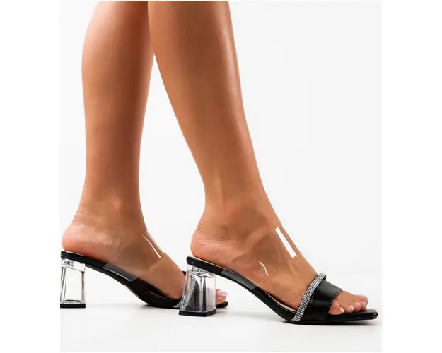 Saboti dama Madicken Negri