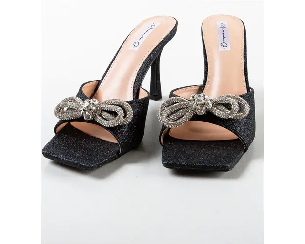 Saboti dama Mora Negri