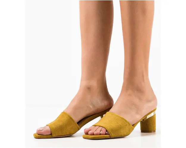 Saboti dama Sefina Galbeni