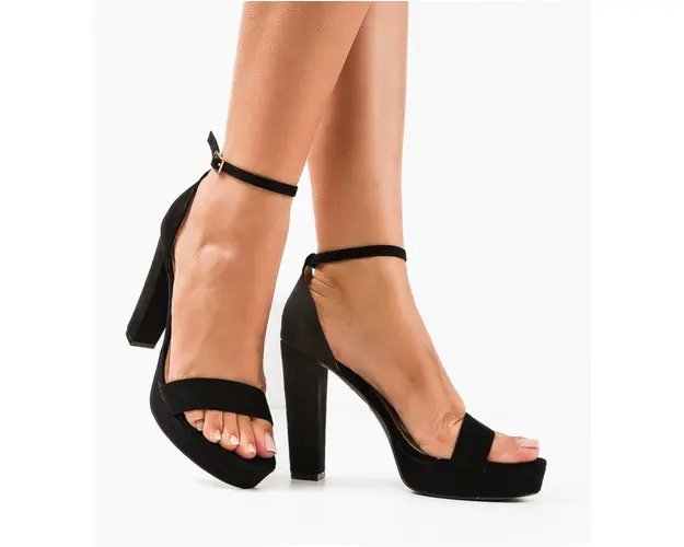 Sandale cu toc Cara Negre
