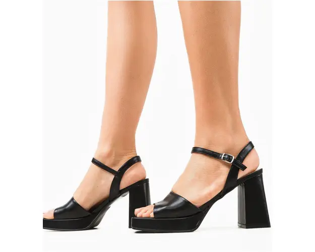 Sandale cu toc Lucineh Negre