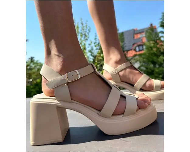 Sandale cu toc Merriam Bej